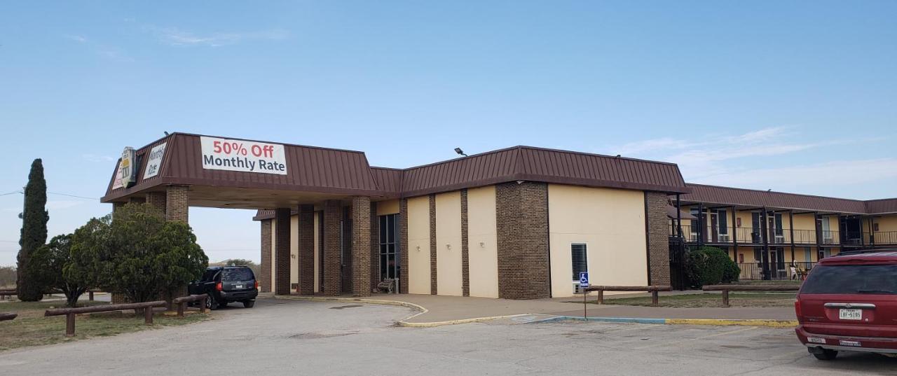 West Texas Inn & Suites Midland Exterior photo